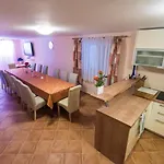 Eda * Задар
